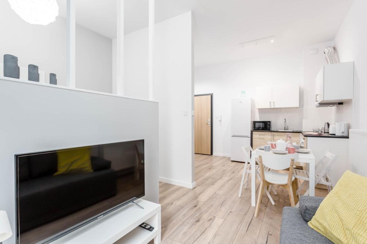 Chill Apartments Marywilska Varsovia Exterior foto